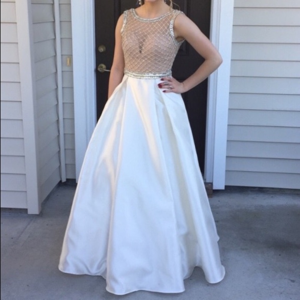 Prom dress! ✨